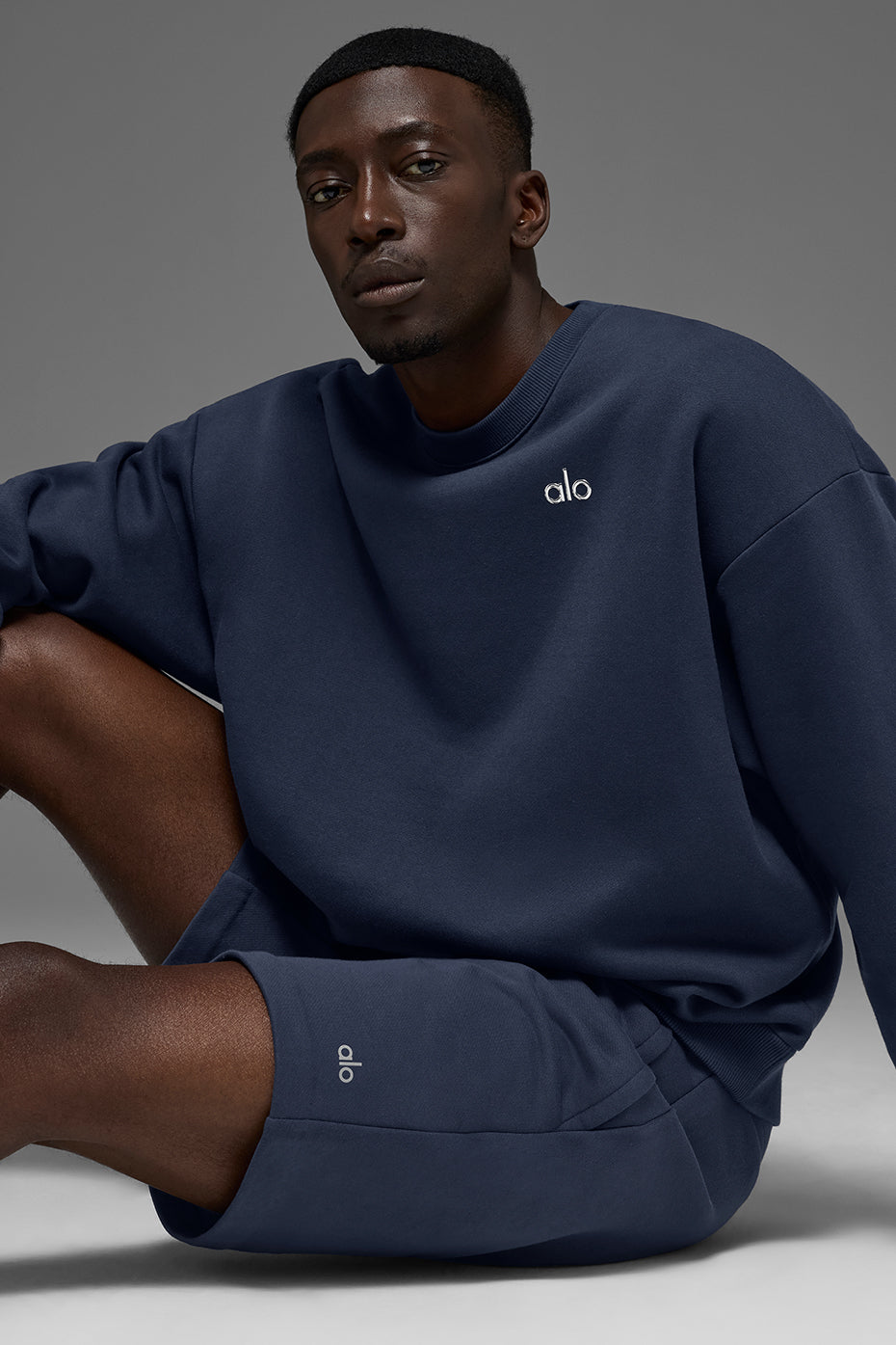 Accolade Crew Neck Pullover - Navy Man