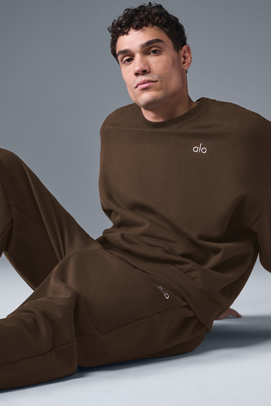 Accolade Crew Neck Pullover - Espresso Man