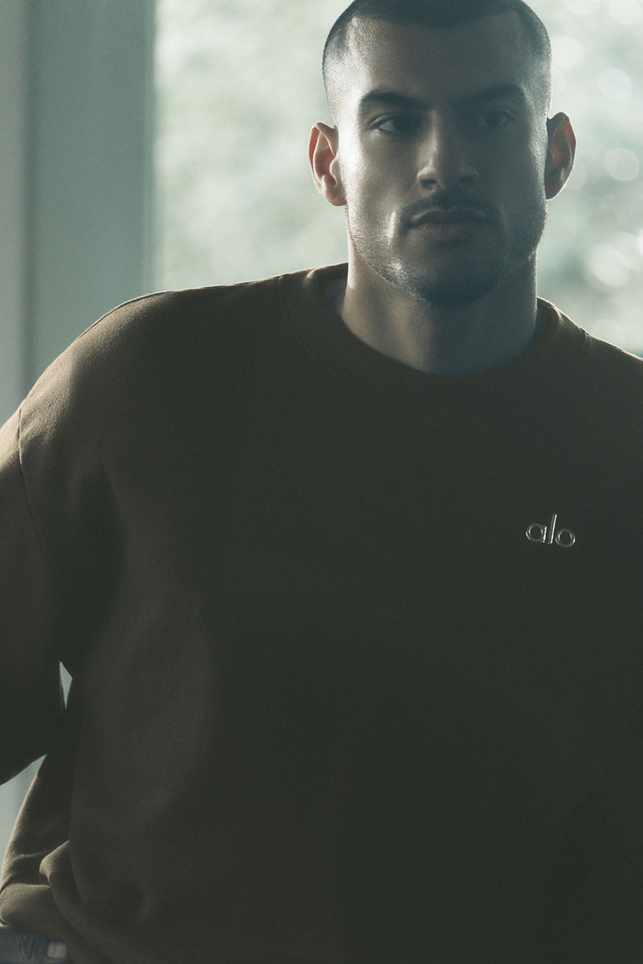 Accolade Crew Neck Pullover - Espresso Man