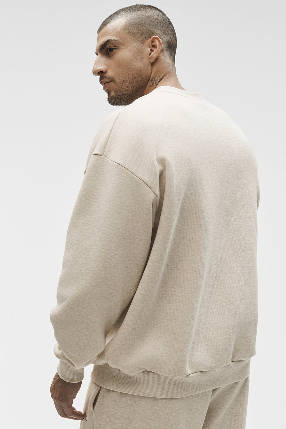 Accolade Crew Neck Pullover - Oatmeal Heather Man