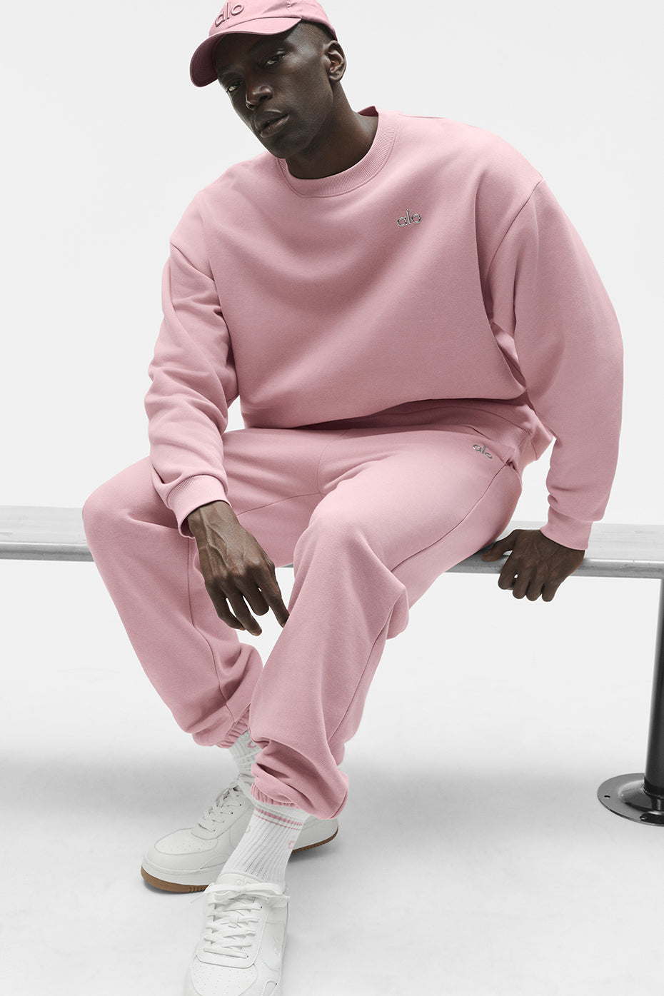 Accolade Crew Neck Pullover - Vintage Pink Man