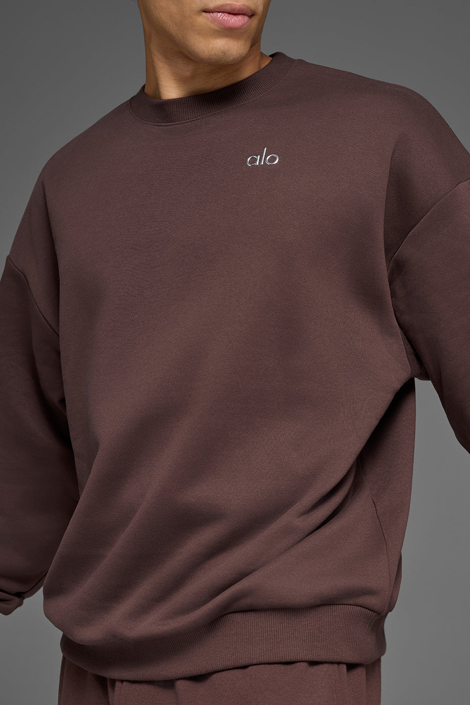 Accolade Crew Neck Pullover - Brownstone Man