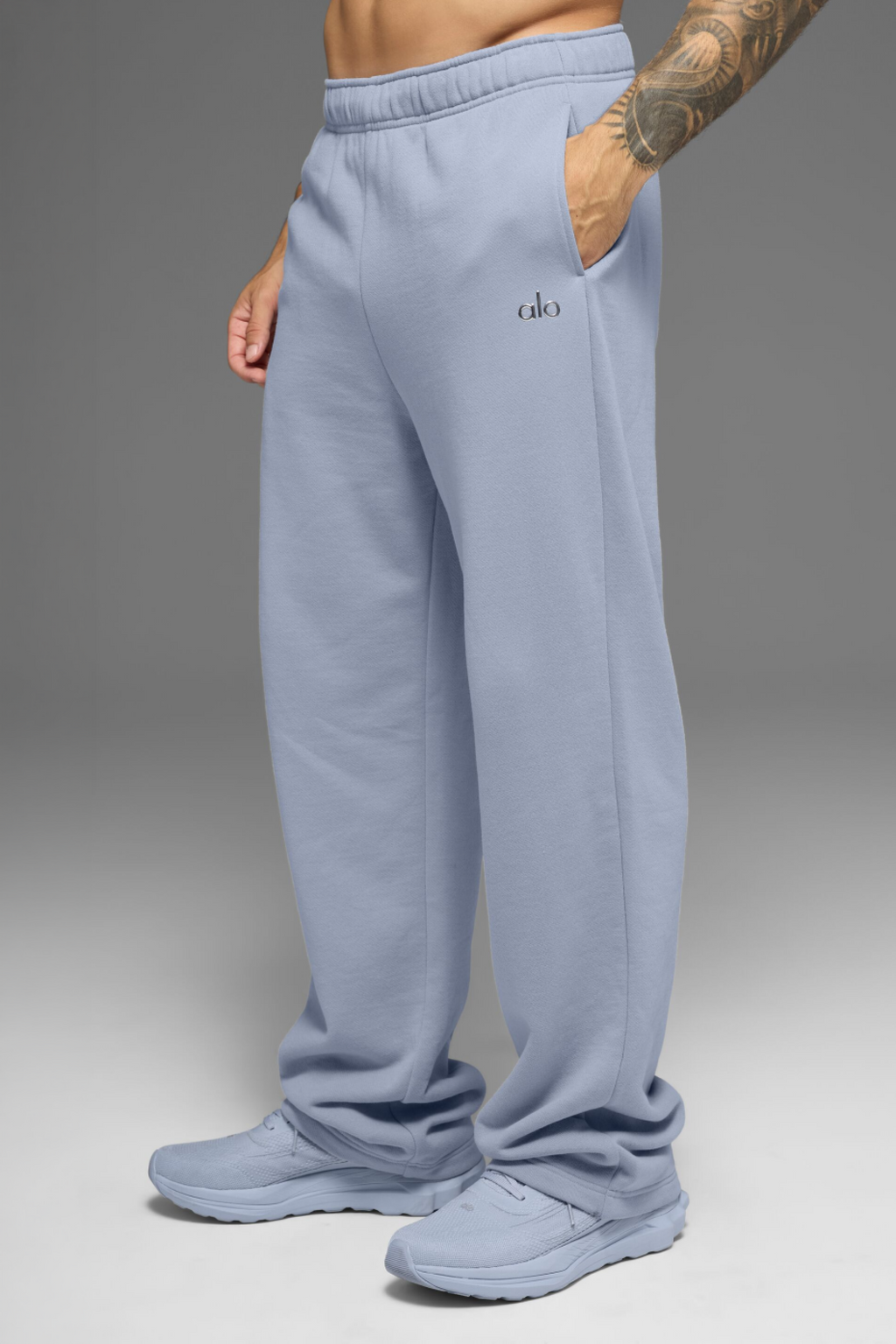 Accolade Straight Leg Sweatpant - Winter Frost Man