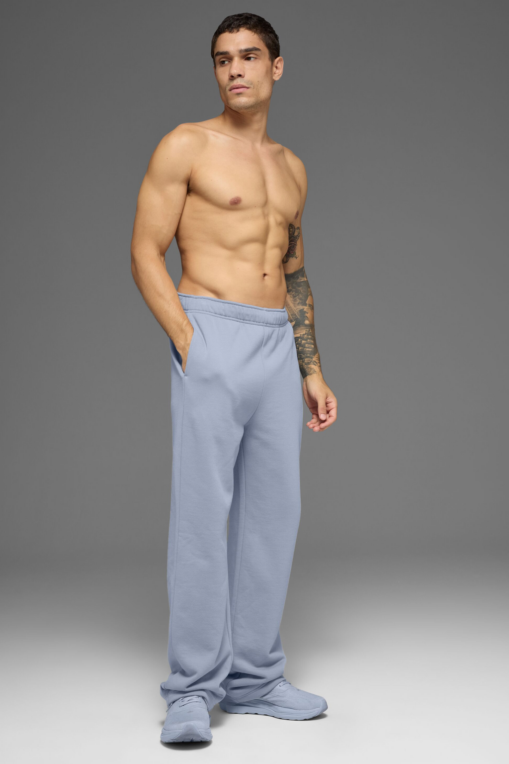 Accolade Straight Leg Sweatpant - Winter Frost Man