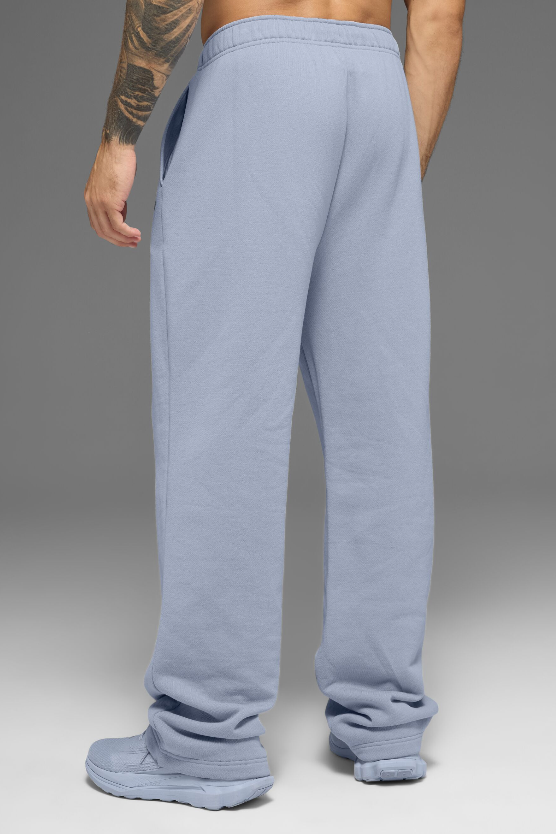 Accolade Straight Leg Sweatpant - Winter Frost Man