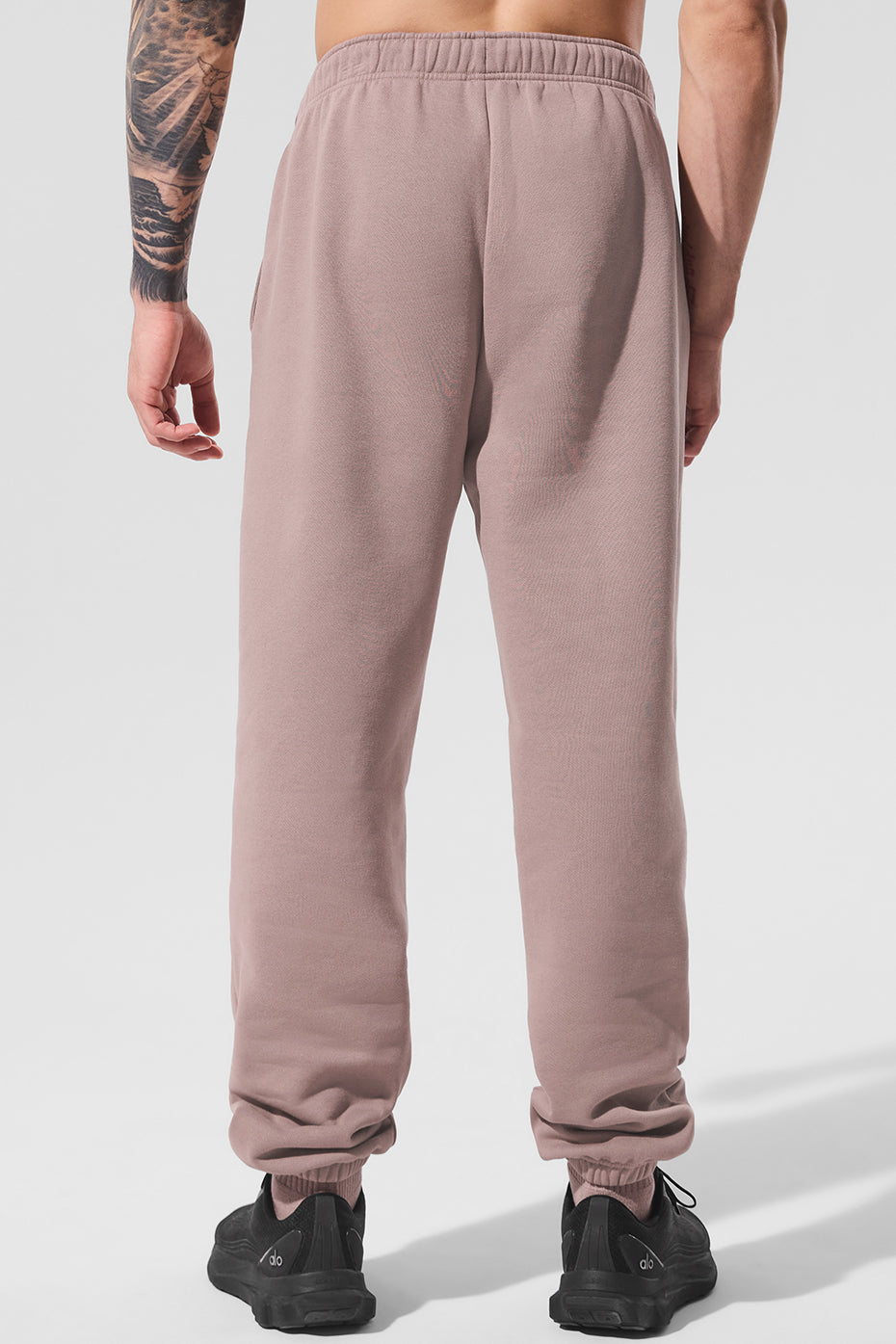 Accolade Sweatpant - Taupe Man