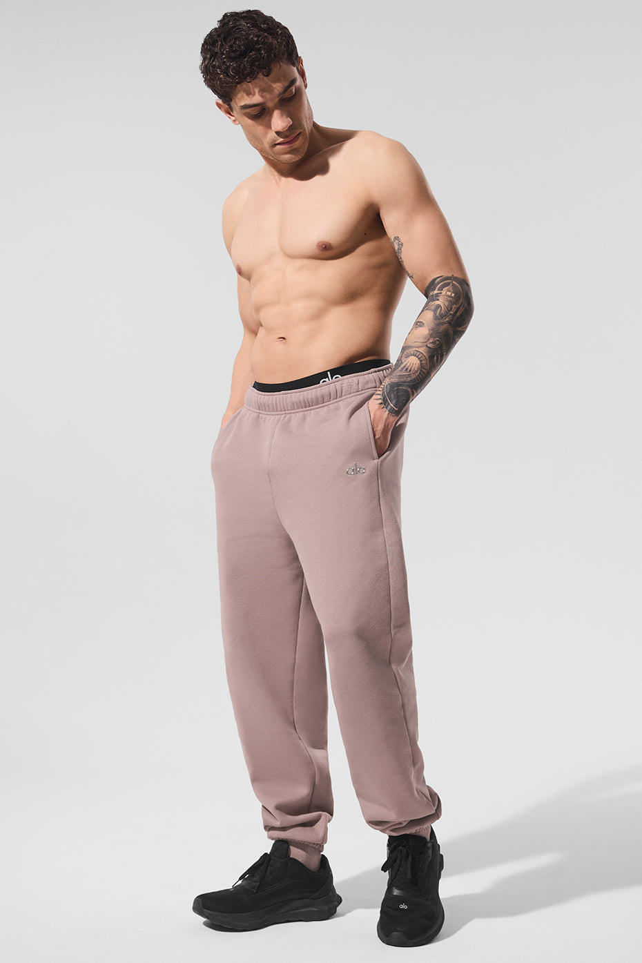 Accolade Sweatpant - Taupe Man